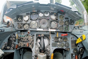 Le cockpit du FX-47