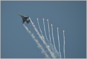 Grat en action sur le F-16 SD