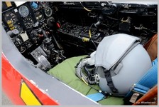 Le cockpit avant du MT 5