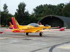SF.260M - ST-27 "jaune"