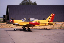 SF.260M - ST-06 - Camouflage "jaune"