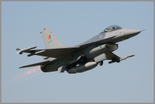 Décollage d'un F-16AM